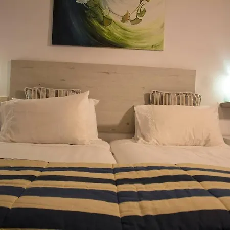 Fernando Colon En Casco Historico * Córdoba