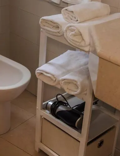 Fernando Colon En Casco Historico Córdoba